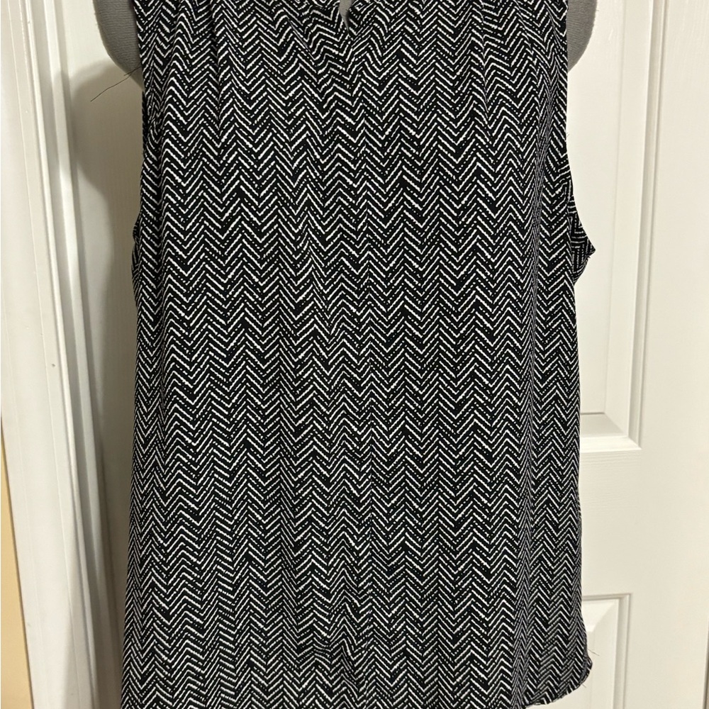 Apt. 9 Chevron Women's Top